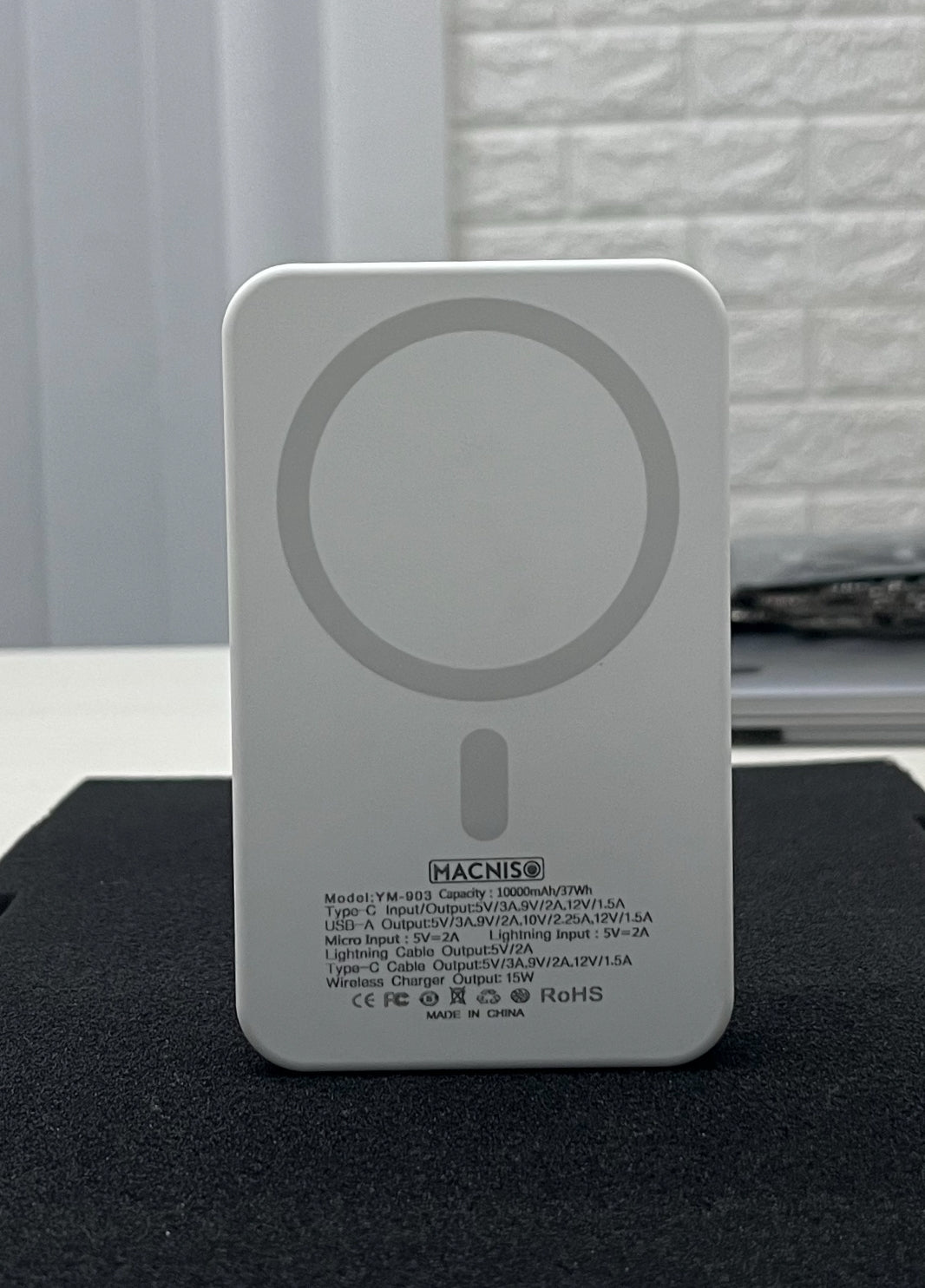 MACNISO 10000 mAh Foldable Magnetic Power Bank